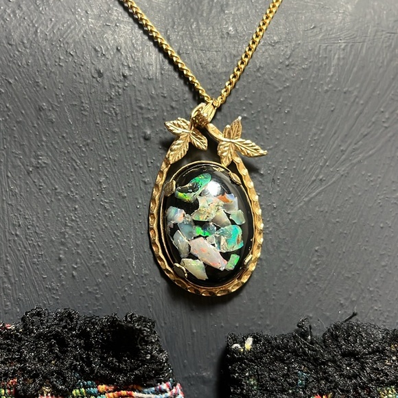 Gold Nature-Inspired Statement Necklace - Picture 2 of 9